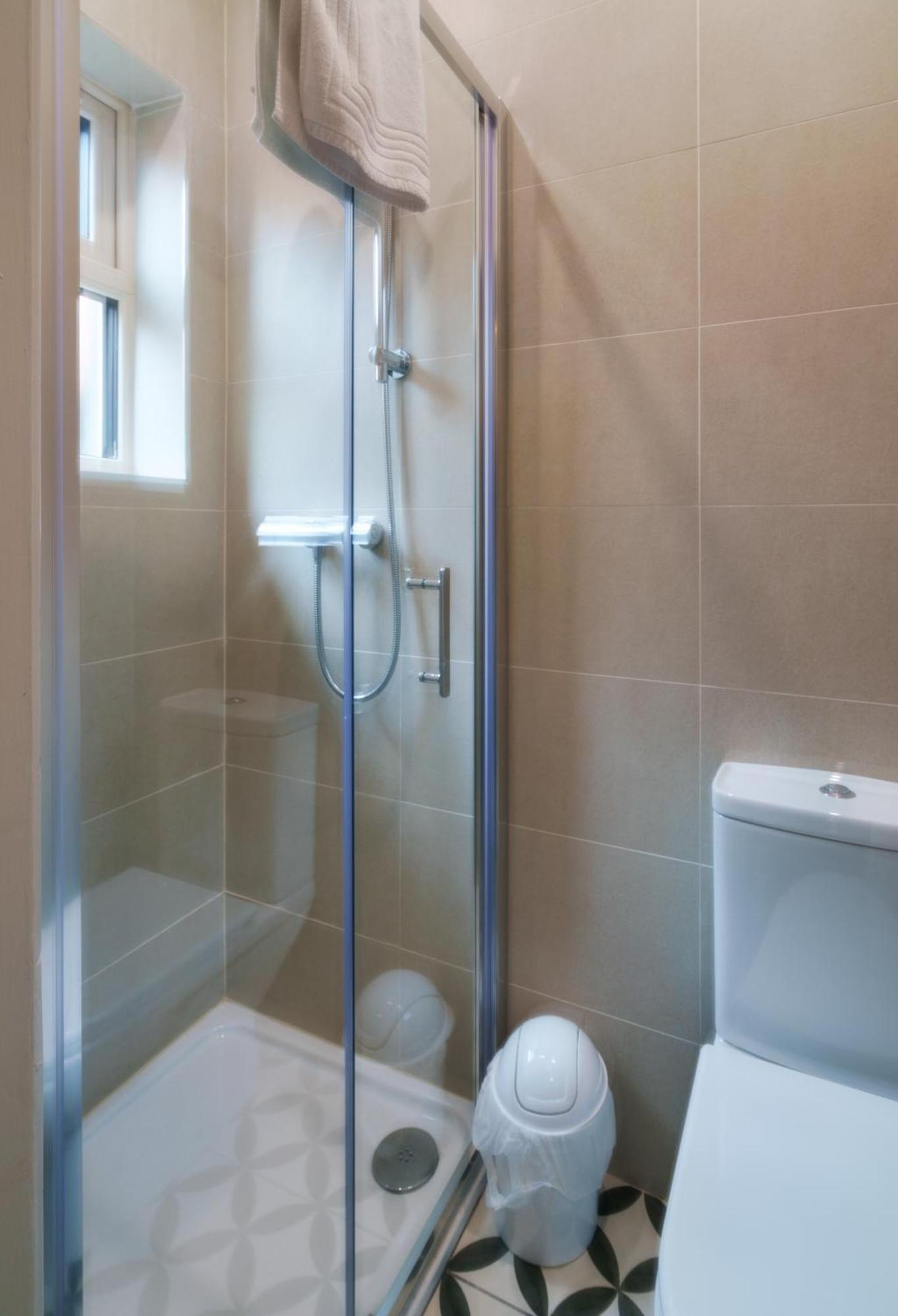 Topper'S Rooms Guest Accommodation Carrick on Shannon المظهر الخارجي الصورة